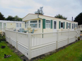 Sunrise Cottage central heated Southview Parkdean Skegness